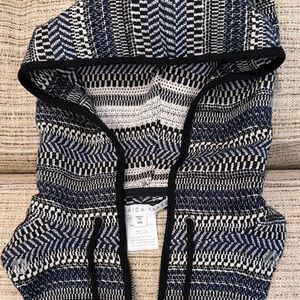 Veronica Beard Navy and White Patterned Sweater